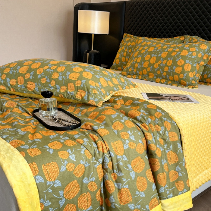 91家纺网 家纺一手货源 找家纺 宝士康家纺 2025新款10A抗菌双层纱豆豆绒夏被 郁金香