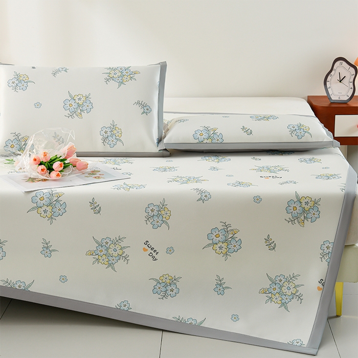 91家纺网 家纺一手货源 找家纺 简一 2025新款A类碳光印花数码冰丝凉席系列-床单款 觅境花园