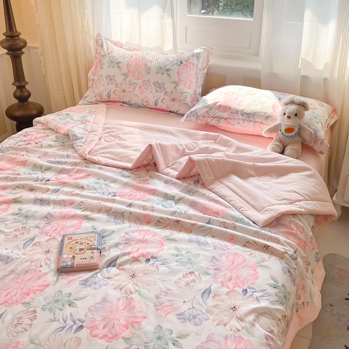 91家纺网 家纺一手货源 找家纺 宝士康家纺 2025新款水洗棉超声波压花夏被 被子被芯 春风十里