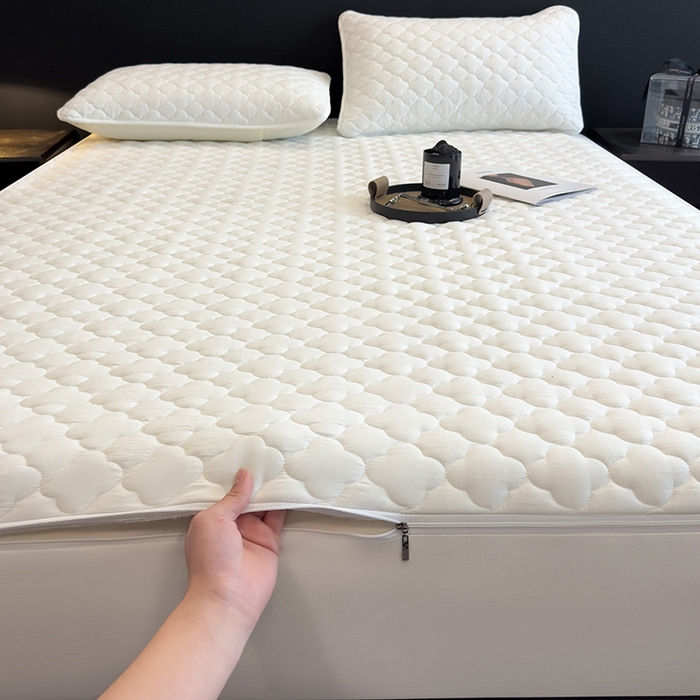 91家纺网 家纺一手货源 找家纺 叠派家纺 2025新款5A抗菌A类夹棉床笠经典款防水款系列 白色-梅花经典款