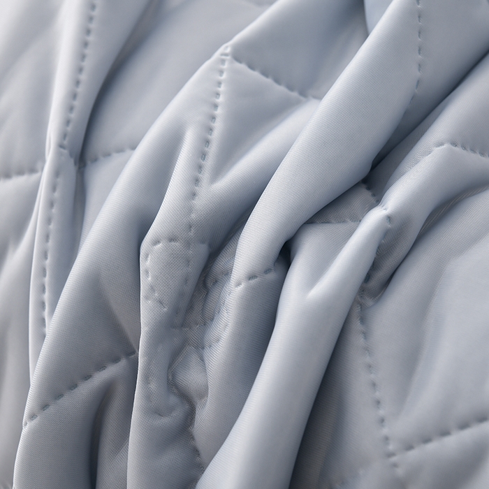 91家纺网 家纺一手货源 找家纺 眠多宝 2025新款冰激凌凉感丝纯色夏被被子被芯（跨境电商） 银灰色