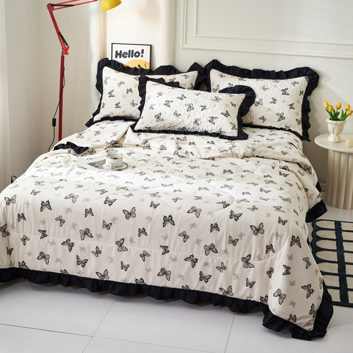 91家纺网 家纺一手货源 找家纺 蝶帕家纺 2025新款法式赫本风韩版花边床盖款夏被四件套 蝴蝶印记