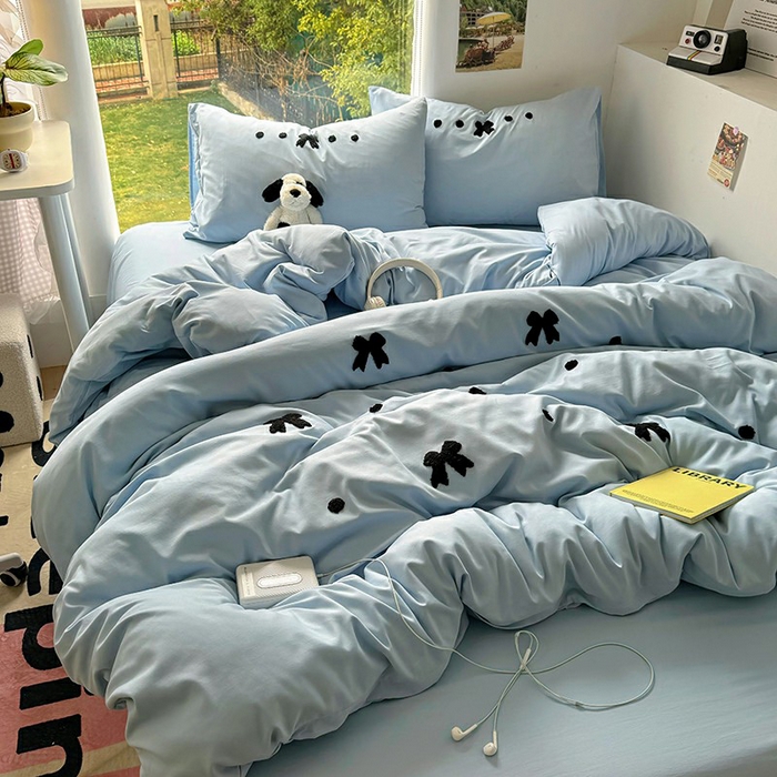 91家纺网 家纺一手货源 找家纺 耀达家居 2025新款A类水洗棉毛巾绣四件套 蝴蝶结-蓝