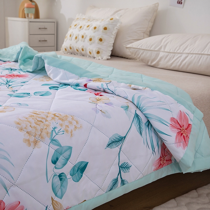 91家纺网 家纺一手货源 找家纺 富艺隆 2025新款超声波亲肤绒夏被夏凉被直播爆款超声波夏被空调被 月白清风