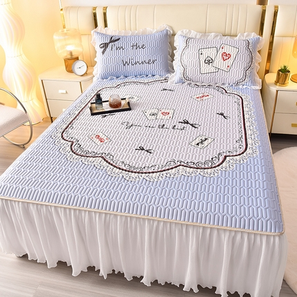 91家纺网 家纺一手货源 找家纺 （总）炫拼家纺 2025新款凉感丝印花床裙款乳胶凉席三件套