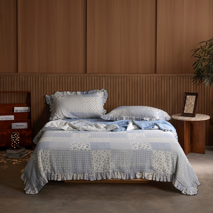 91家纺网 家纺一手货源 找家纺 安莱生活 2025新款全棉精梳棉双层纱绉纱数码印花四件套 百家布-蓝