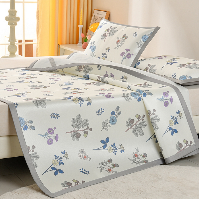 91家纺网 家纺一手货源 找家纺 简一 2025新款A类碳光印花数码冰丝凉席系列-床单款 花开半夏