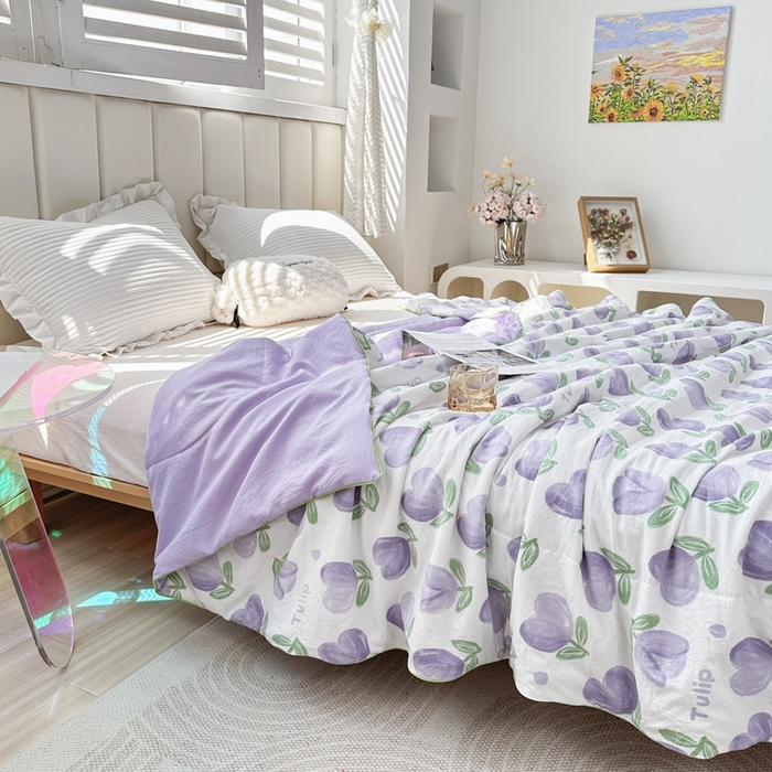 91家纺网 家纺一手货源 找家纺 富艺隆 2025新款A类水洗棉双层纱夏被水洗棉麻空调被直播爆款大豆夏被 紫色郁金香