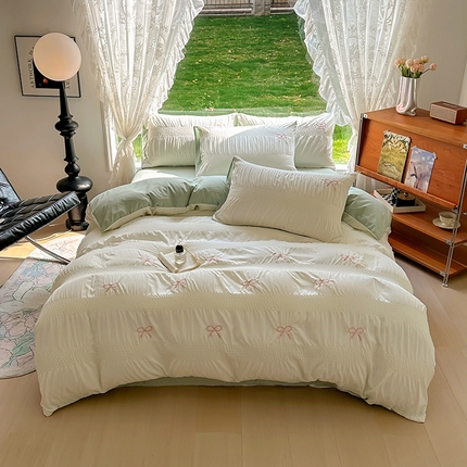 91家纺网 家纺一手货源 找家纺 （总）灰鲸 2025新款泡泡纱郁金香、蝴蝶结满绣系列套件