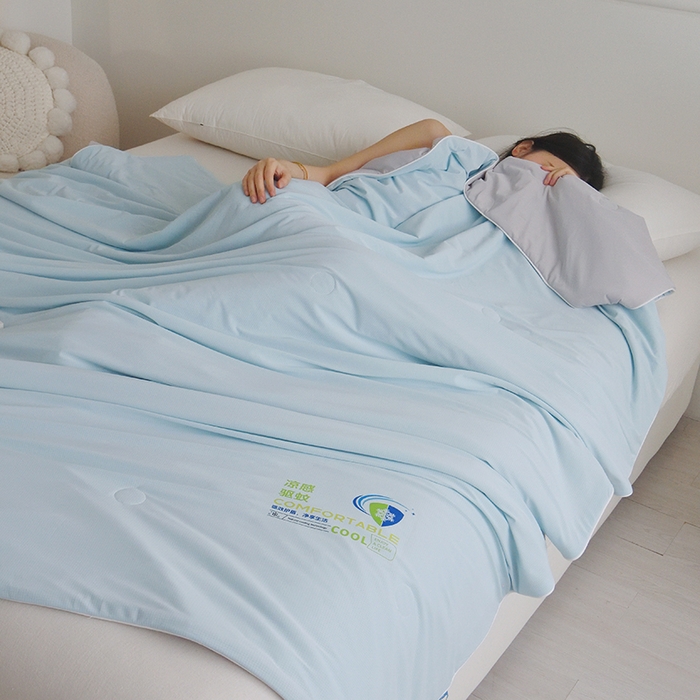 91家纺网 家纺一手货源 找家纺 梦恬佳 2025新款凉感驱蚊夏凉被 香草蓝