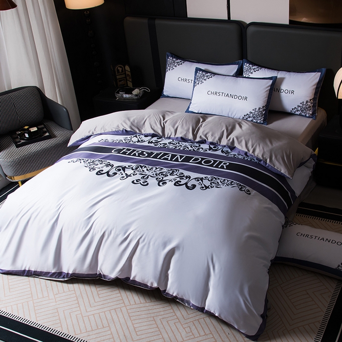 91家纺网 家纺一手货源 找家纺 爵仕家纺 2025新款轻奢潮牌水洗真丝四件套 图腾