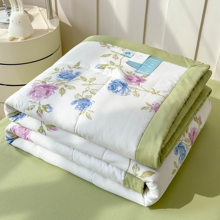 91家纺网 家纺一手货源 找家纺 宝士康家纺 2025新款10A抗菌针织夏被四件套 亲密花语