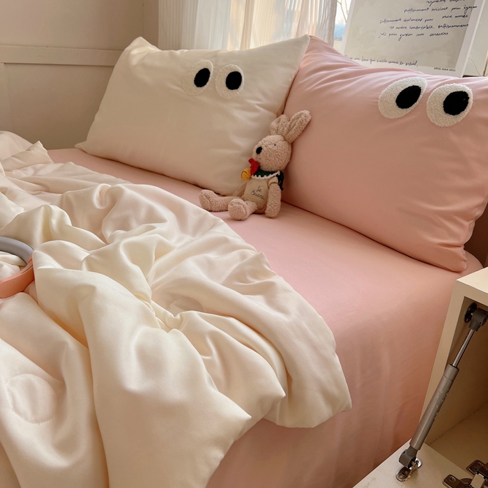 91家纺网 家纺一手货源 找家纺 慕尚家纺 2025新款大眼萌仔夏被 大眼萌 米白粉