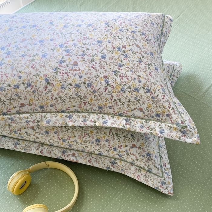 91家纺网 家纺一手货源 找家纺 包小包 2025新款简约时尚印花精梳棉小奶棉清新四件套 沉香花影