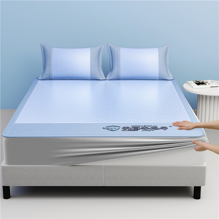 91家纺网 家纺一手货源 找家纺 2025新款清凉舒适负离子抗菌冰丝席凉席席子 抗菌蓝色