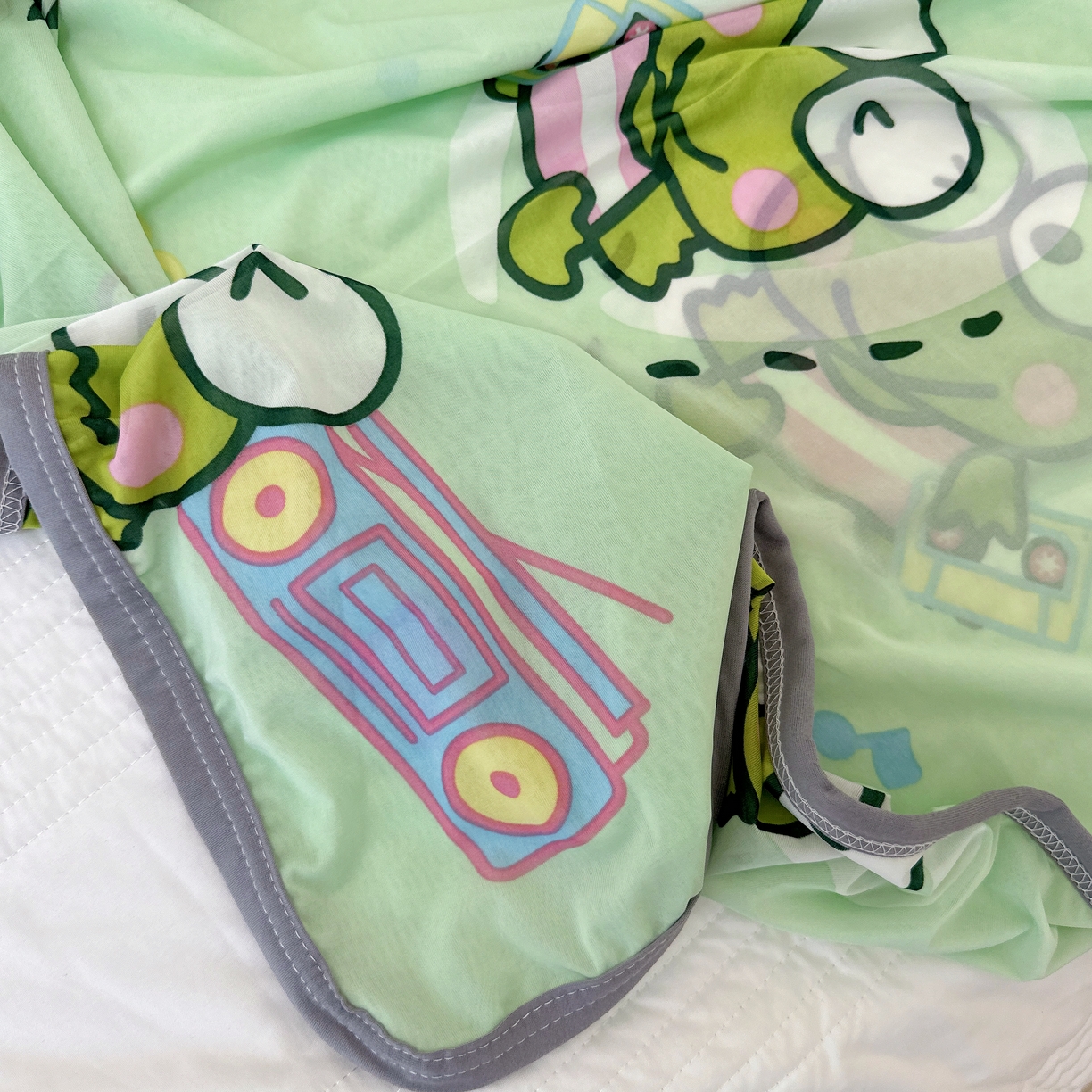 91家纺网 家纺一手货源 找家纺 兜米家居 2025新款三丽鸥夏季新品凉感毯盖毯 小青蛙