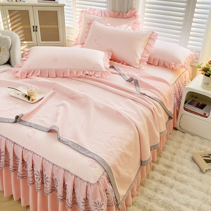 91家纺网 家纺一手货源 找家纺 （总）2025新款A类冰豆豆提花凉席床盖 床裙款