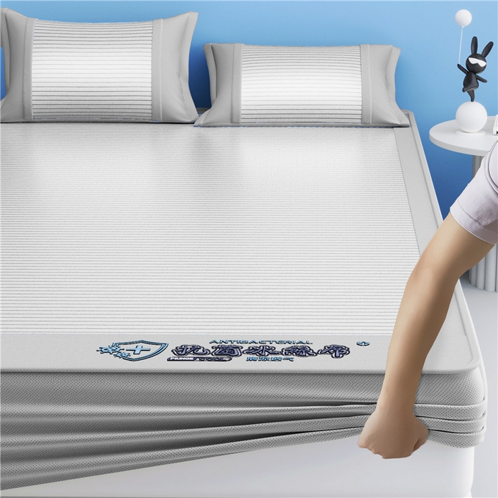 91家纺网 家纺一手货源 找家纺 2025新款清凉舒适负离子抗菌冰丝席凉席席子 抗菌灰色