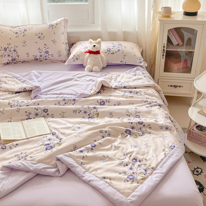 91家纺网 家纺一手货源 找家纺 宝士康家纺 2025新款水洗棉超声波压花夏被 被子被芯 紫玉