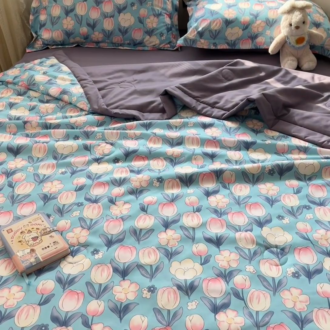 91家纺网 家纺一手货源 找家纺 宝士康家纺 2025新款水洗棉超声波压花夏被 被子被芯 郁金香