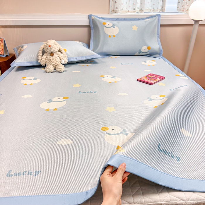 91家纺网 家纺一手货源 找家纺 慕尚家纺 2025新款数码印花床席床笠款冰藤席 床席款-柯尔鸭