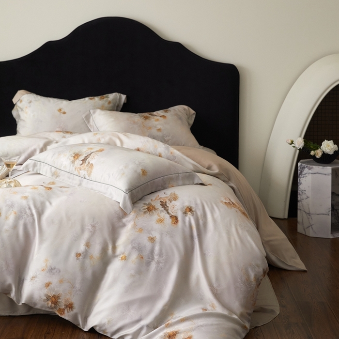 91家纺网 家纺一手货源 找家纺 金奇达家纺 2025新款竹玉清丝四件套-雅韵【标准号全网控价（折后券后）不低于元228元】 浅调暖情-杏色