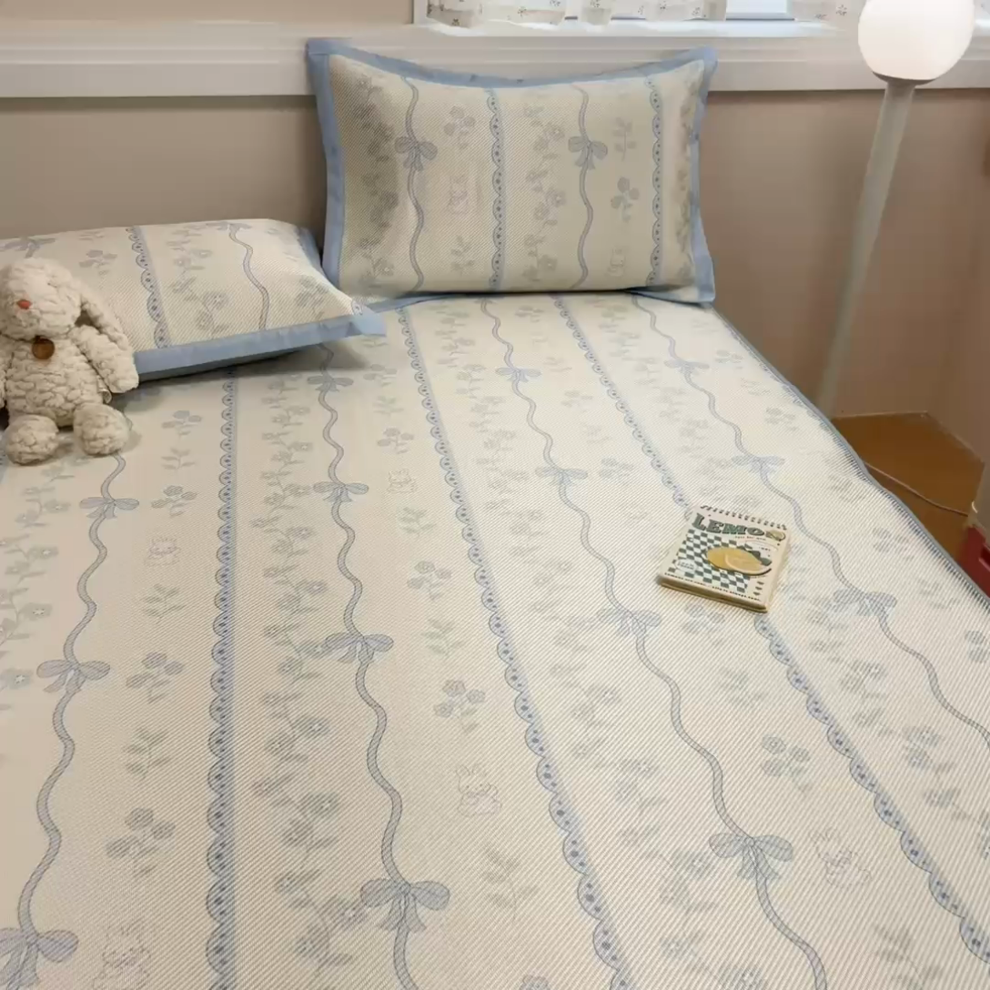 91家纺网 家纺一手货源 找家纺 慕尚家纺 2025新款数码印花床席床笠款冰藤席 床笠款-高冷兔