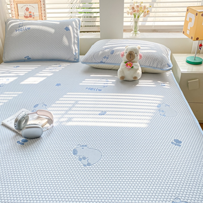 91家纺网 家纺一手货源 找家纺 春寻家纺 2025新款冰豆豆冰丝凉席-卡皮巴拉系列 床笠款-卡皮巴拉-蓝