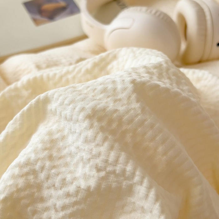 91家纺网 家纺一手货源 找家纺 宝士康家纺 2025新款加厚泡泡棉大豆冬被子被芯 麦秸霜华