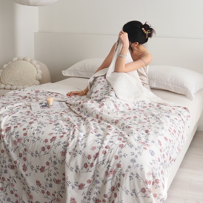 91家纺网 家纺一手货源 找家纺 梦恬佳 2025新款印花凉感丝夏凉被 春上