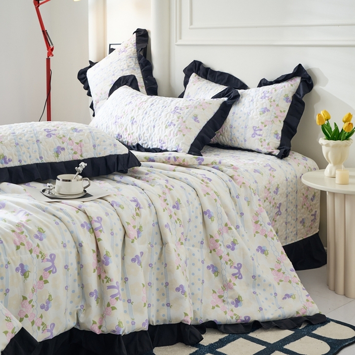 91家纺网 家纺一手货源 找家纺 蝶帕家纺 2025新款法式赫本风韩版花边床盖款夏被四件套 氧气周末