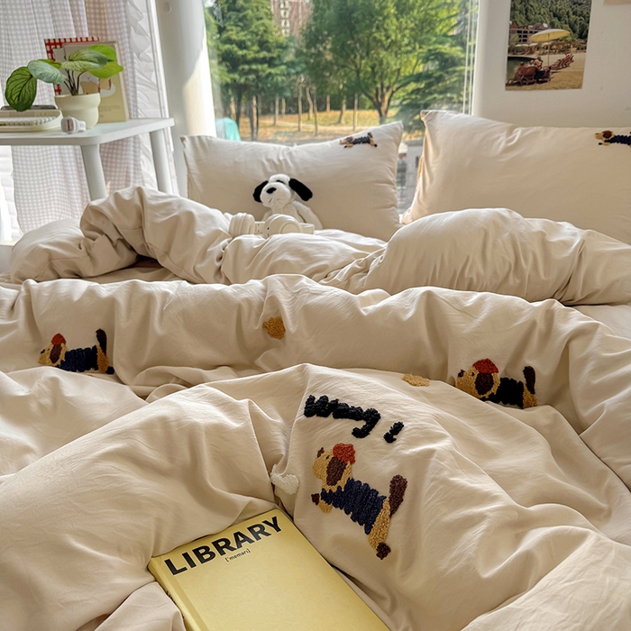 91家纺网 家纺一手货源 找家纺 耀达家居 2025新款A类水洗棉毛巾绣四件套 腊肠狗