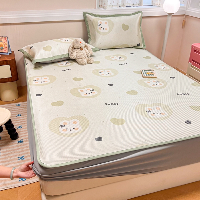 91家纺网 家纺一手货源 找家纺 慕尚家纺 2025新款数码印花床席床笠款冰藤席 床笠款-兔卷卷