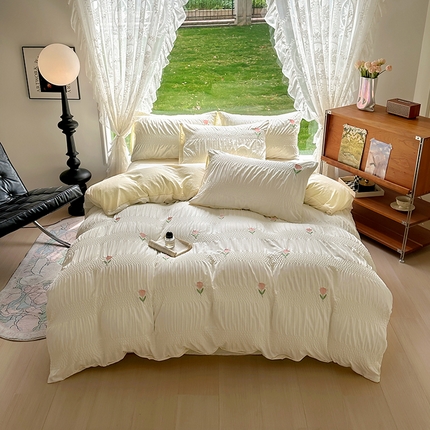 91家纺网 家纺一手货源 找家纺 （总）灰鲸 2025新款泡泡纱郁金香、蝴蝶结满绣系列套件