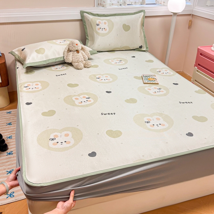 91家纺网 家纺一手货源 找家纺 慕尚家纺 2025新款数码印花床席床笠款冰藤席 床笠款-兔卷卷