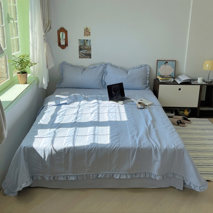 91家纺网 家纺一手货源 找家纺 六巷胡同 2025新款韩国INS博主同款绗缝水洗纱夏被四件套 海盐蓝