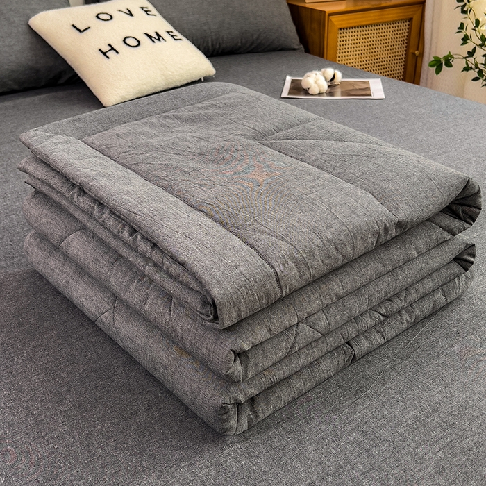 91家纺网 家纺一手货源 找家纺 宝士康家纺 2025新款10A抗菌无印风夏被四件套 低调灰