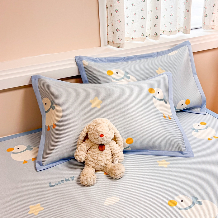 91家纺网 家纺一手货源 找家纺 慕尚家纺 2025新款数码印花床席床笠款冰藤席 床席款-柯尔鸭