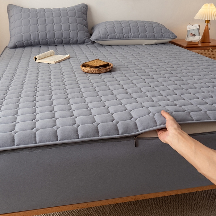 91家纺网 家纺一手货源 找家纺 叠派家纺 2025新款5A抗菌A类夹棉床笠经典款防水款系列 包边款-经典格月光灰