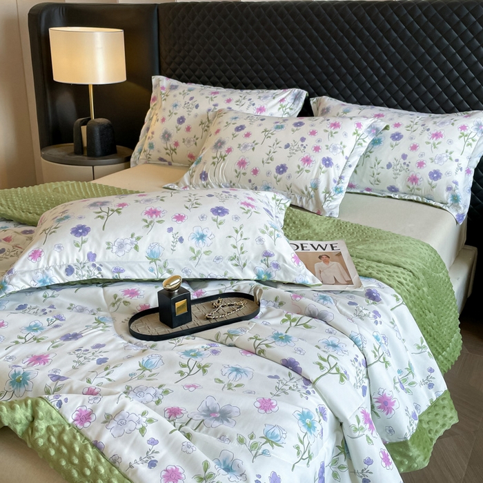 91家纺网 家纺一手货源 找家纺 宝士康家纺 2025新款10A抗菌双层纱豆豆绒夏被 花韵