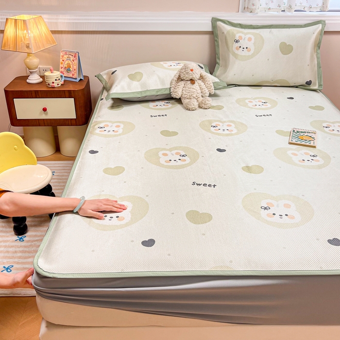 91家纺网 家纺一手货源 找家纺 慕尚家纺 2025新款数码印花床席床笠款冰藤席 床笠款-兔卷卷