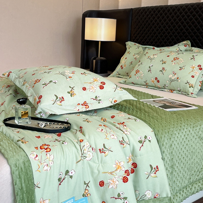 91家纺网 家纺一手货源 找家纺 宝士康家纺 2025新款10A抗菌双层纱豆豆绒夏被 雅韵