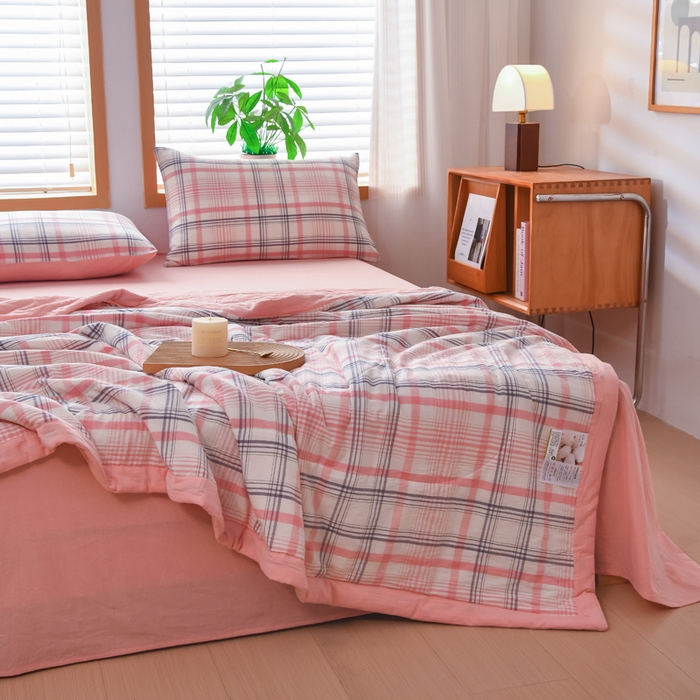 91家纺网 家纺一手货源 找家纺 圣尔雅家纺 2025新款里外全棉色织夏被新疆棉花被纯棉被子空调被夏凉被 粉条格