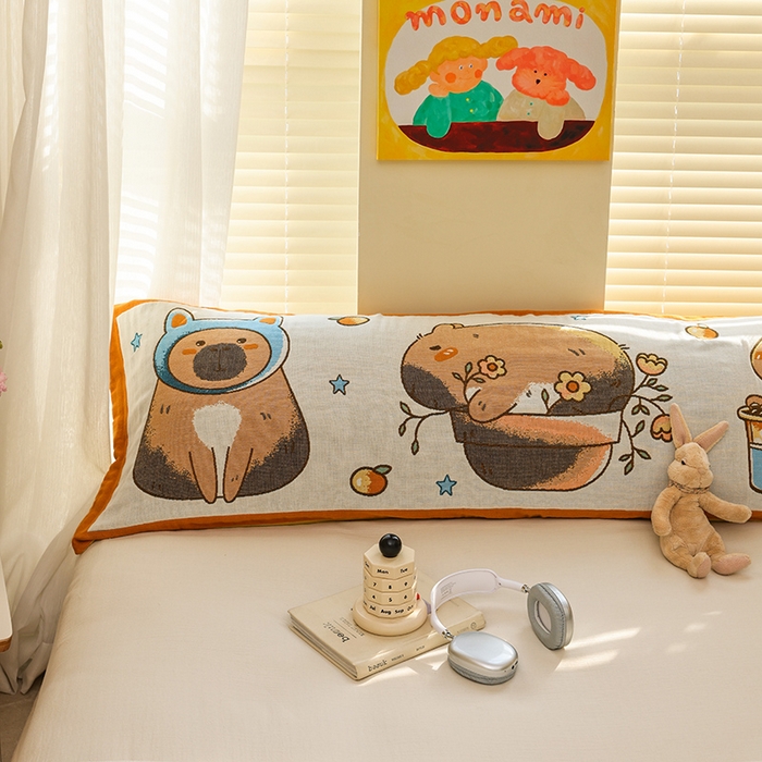 91家纺网 家纺一手货源 找家纺 雯雨2025新款A类卡通双人纱布枕套 卡皮巴啦