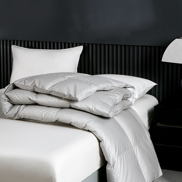 91家纺网 家纺一手货源 找家纺 御眠纺羽绒被壳 2025新款1全棉纯色全棉贡缎羽绒被羽绒被壳单层立体边 灰色