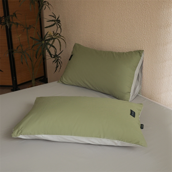 91家纺网 家纺一手货源 找家纺 启程2025新款全棉纯色双拼无印风四件套 抹茶绿+绅士灰