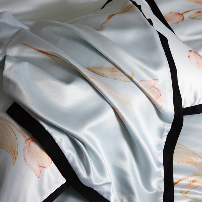 91家纺网 家纺一手货源 找家纺 优悦 2025新款冰丝数码印花四件套 花期-绿