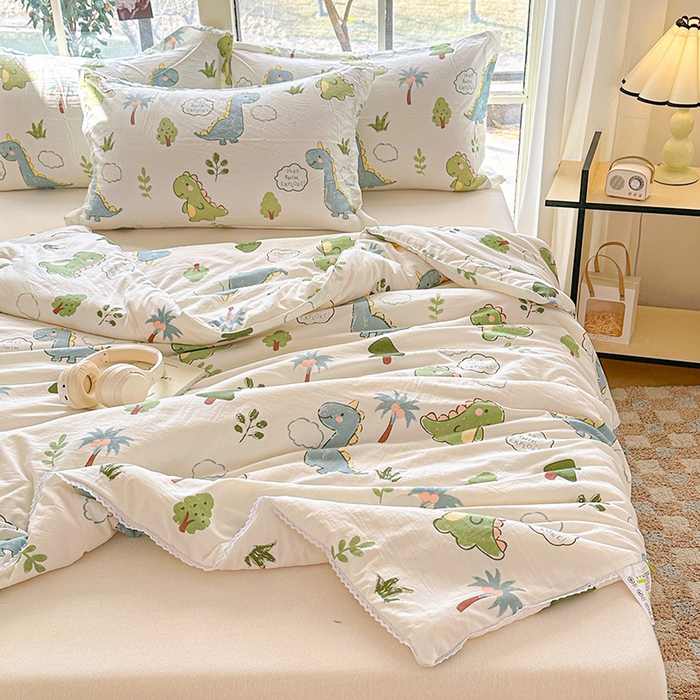 91家纺网 家纺一手货源 找家纺 2025新款双层皱皱纱水洗棉夏被夏凉被空调被可机洗空调被子被芯棉被 恐龙乐园