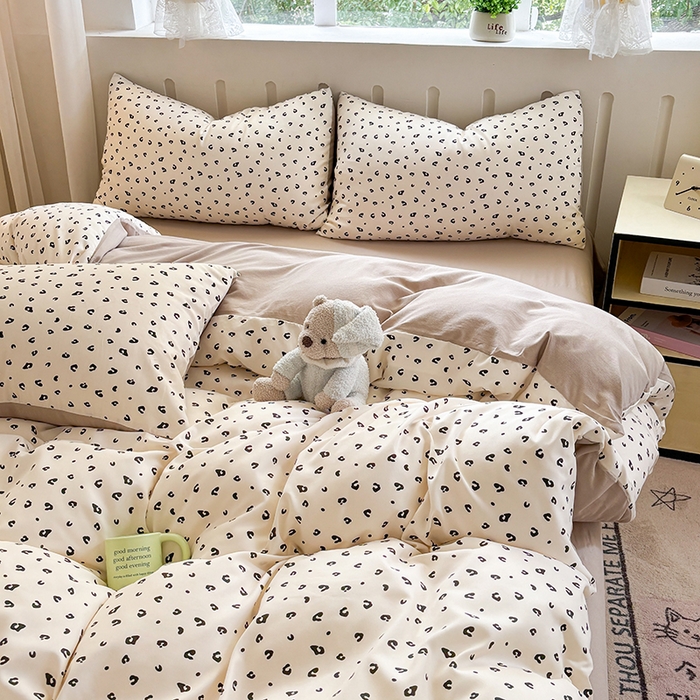 91家纺网 家纺一手货源 找家纺 玖明2025新款A类加厚柔软针织棉双层纱四件套 豹纹