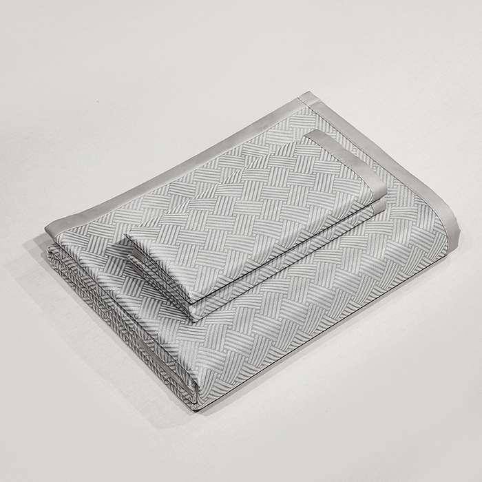 91家纺网 家纺一手货源 找家纺 小萌虎 2025新款轻柔丝抗菌冰丝藤凉席（复合三明治款）宽包刺绣冰丝软席藤席 抗菌三明治冰丝藤席-冰岛-星光灰